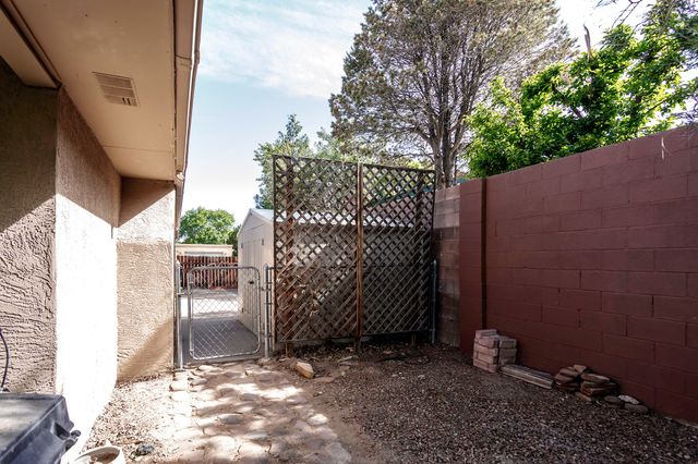 9500 Admiral Nimitz Avenue NE, Albuquerque, NM 87111