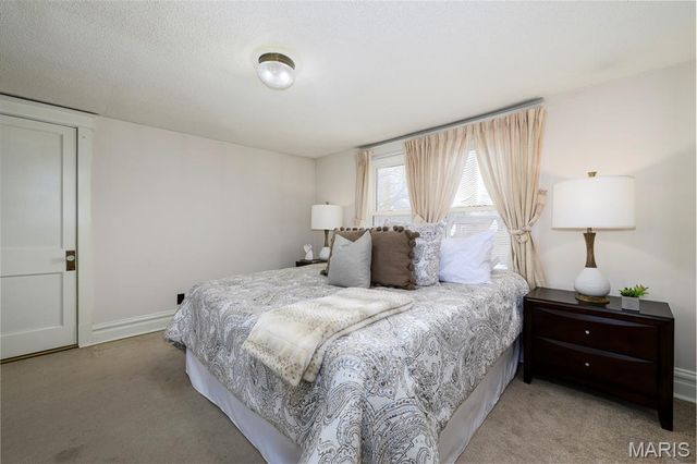 4032 Wyoming Street, St Louis, MO 63116