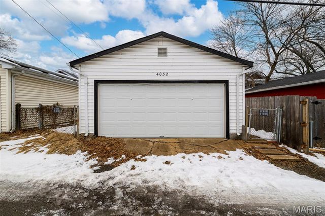 4032 Wyoming Street, St Louis, MO 63116