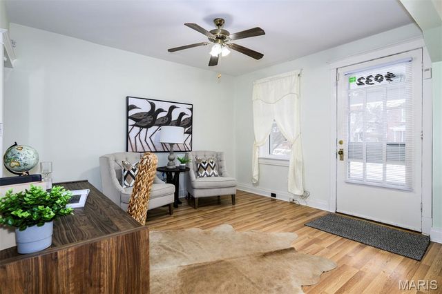 4032 Wyoming Street, St Louis, MO 63116