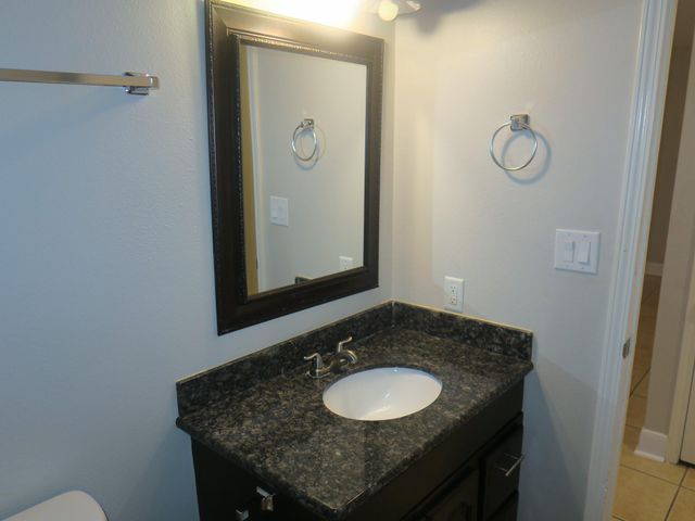 1606 Quail Run, Brookshire, TX 77423