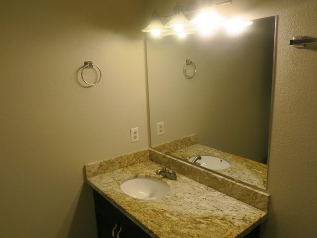 1606 Quail Run, Brookshire, TX 77423