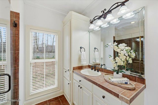 1002 Eastview Cove, Brandon, MS 39042