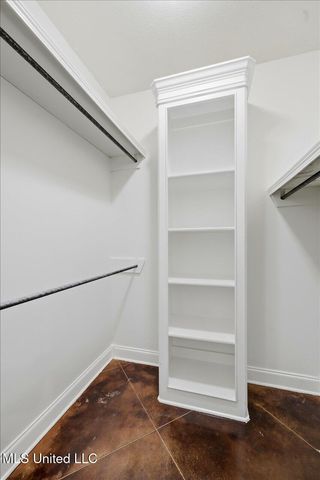 1002 Eastview Cove, Brandon, MS 39042