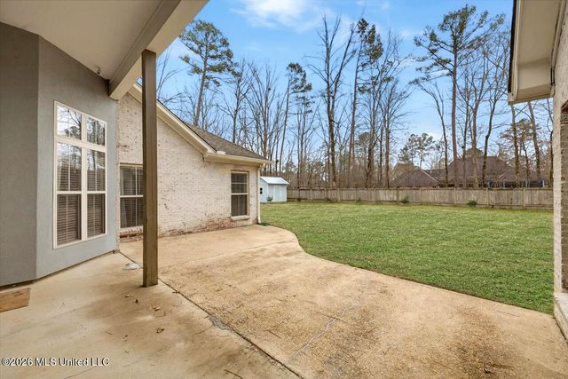 1002 Eastview Cove, Brandon, MS 39042