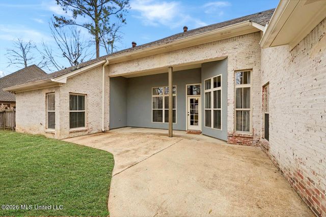 1002 Eastview Cove, Brandon, MS 39042