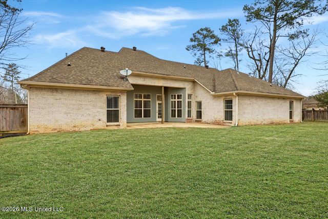 1002 Eastview Cove, Brandon, MS 39042