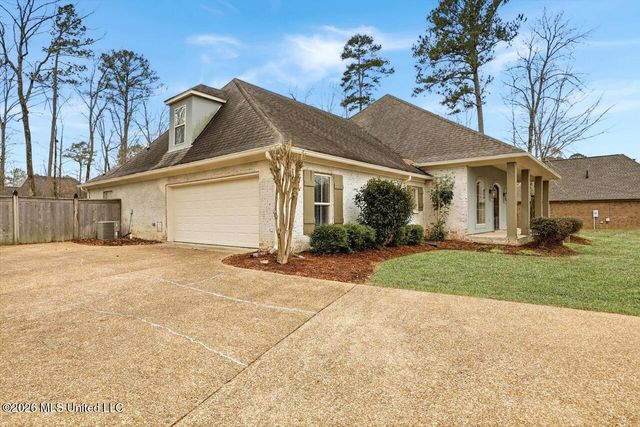 1002 Eastview Cove, Brandon, MS 39042