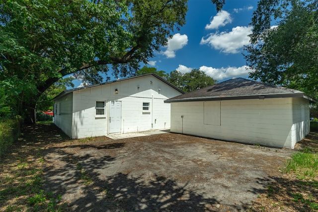 8115 N SEMMES STREET, Tampa, FL 33604