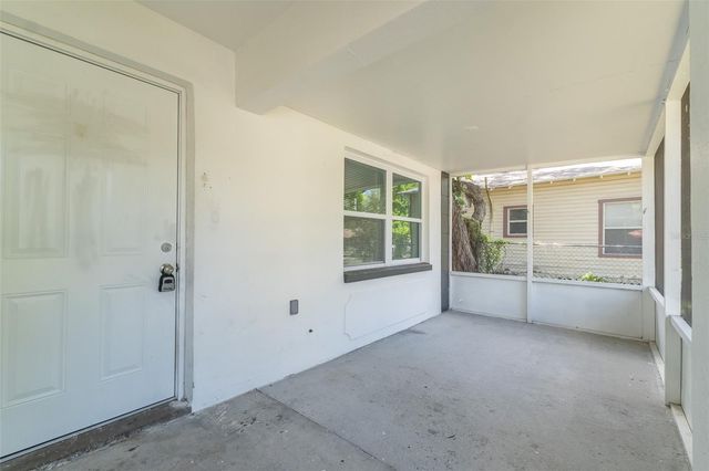 8115 N SEMMES STREET, Tampa, FL 33604