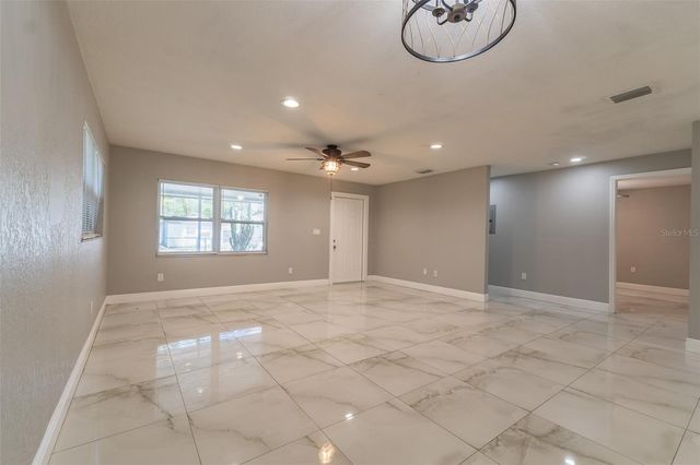 8115 N SEMMES STREET, Tampa, FL 33604