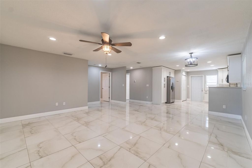 Image 9 of property listing at 8115 N SEMMES STREET, Tampa, FL 33604