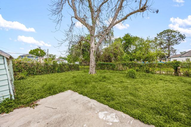 4617 Vernon Street, Houston, TX 77020