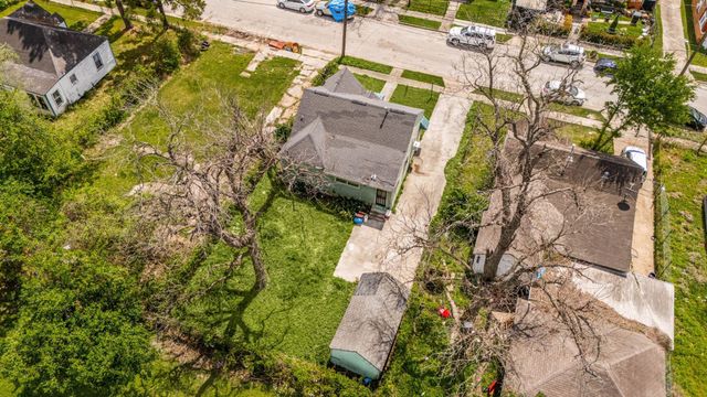 4617 Vernon Street, Houston, TX 77020