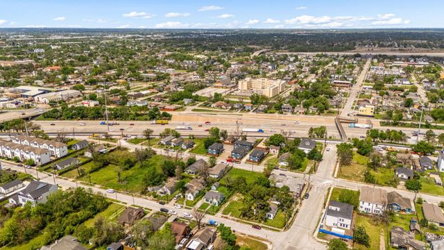 4617 Vernon Street, Houston, TX 77020