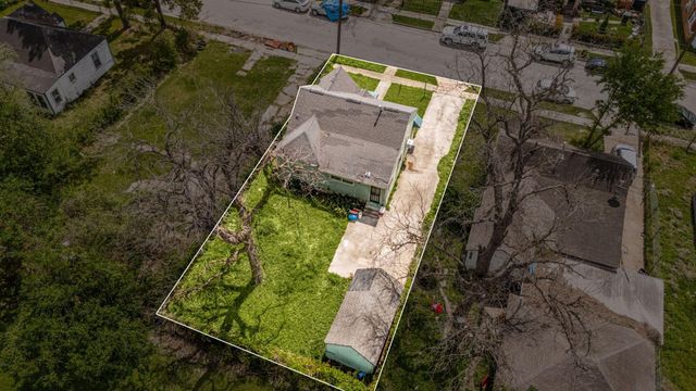 4617 Vernon Street, Houston, TX 77020