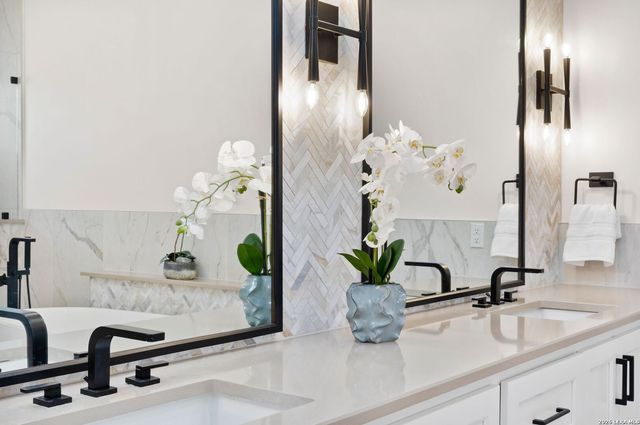 31 Dominion Heights, San Antonio, TX 78257