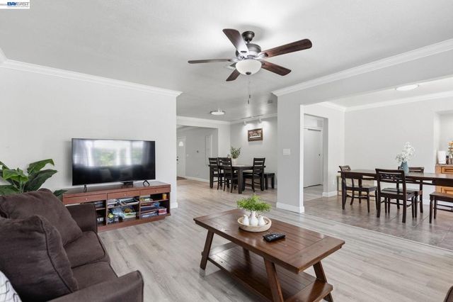 15940 Warfield Rd, Lathrop, CA 95330