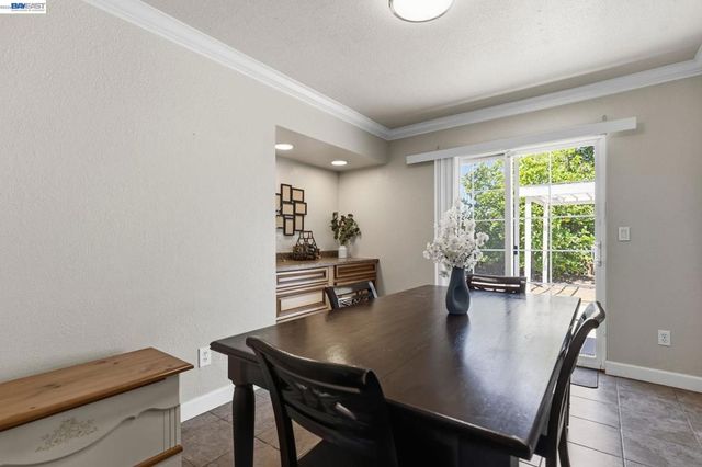 15940 Warfield Rd, Lathrop, CA 95330