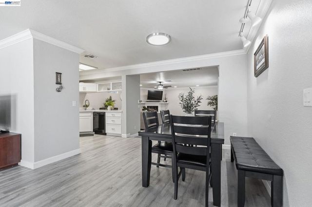 15940 Warfield Rd, Lathrop, CA 95330