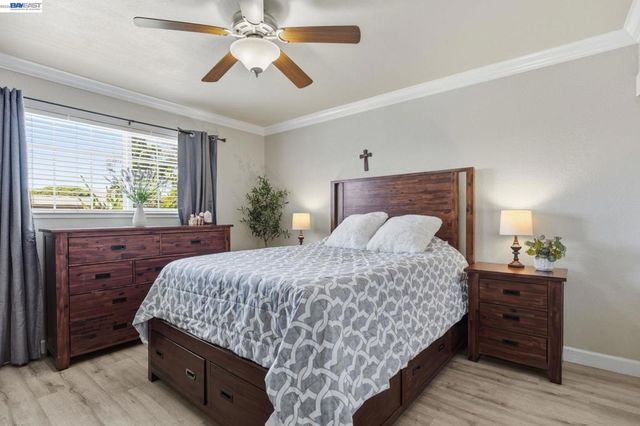 15940 Warfield Rd, Lathrop, CA 95330