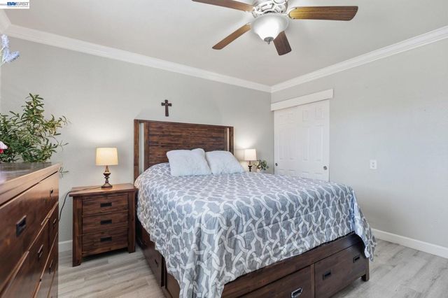 15940 Warfield Rd, Lathrop, CA 95330