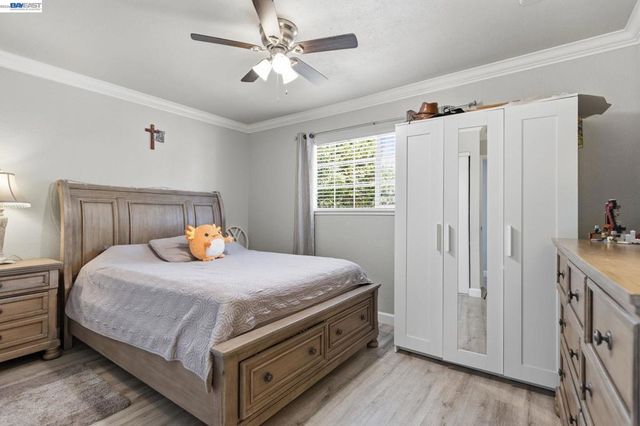 15940 Warfield Rd, Lathrop, CA 95330