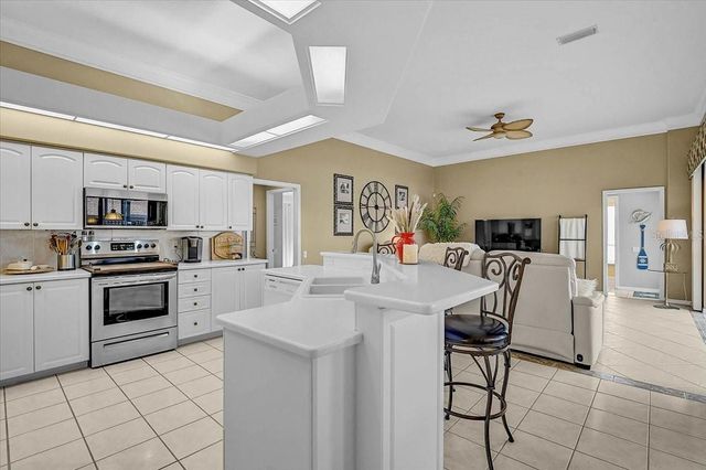 5072 KILTY COURT E, Bradenton, FL 34203