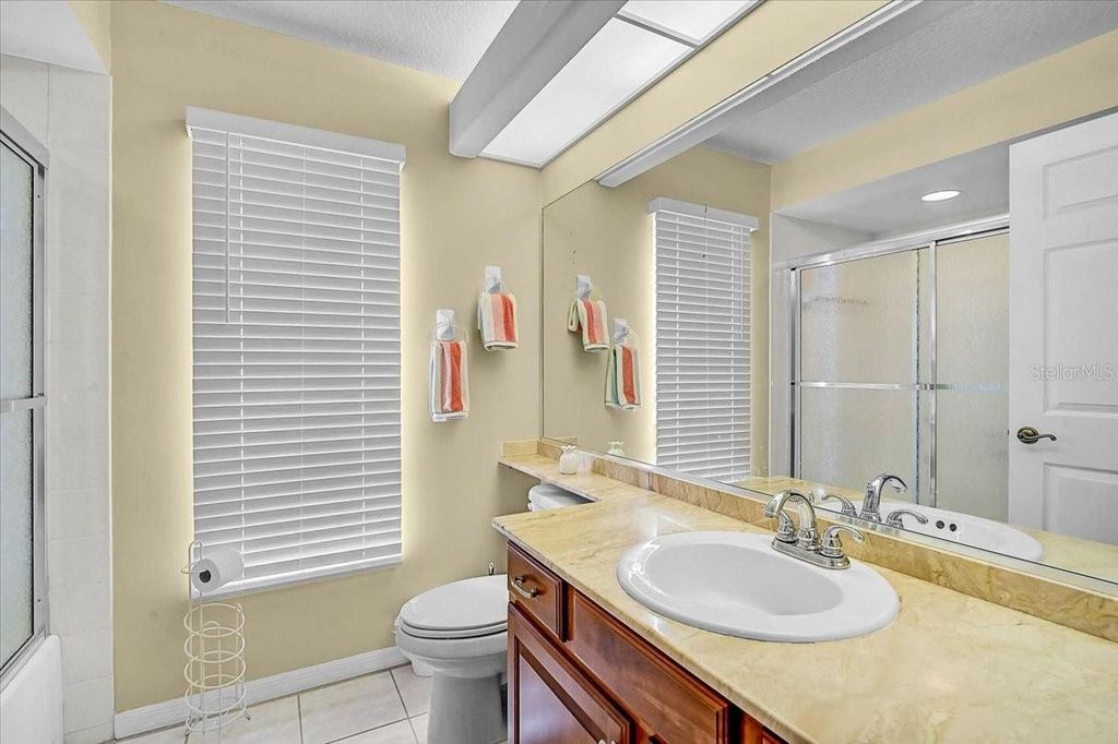 Image 23 of property listing at 5072 KILTY COURT E, Bradenton, FL 34203