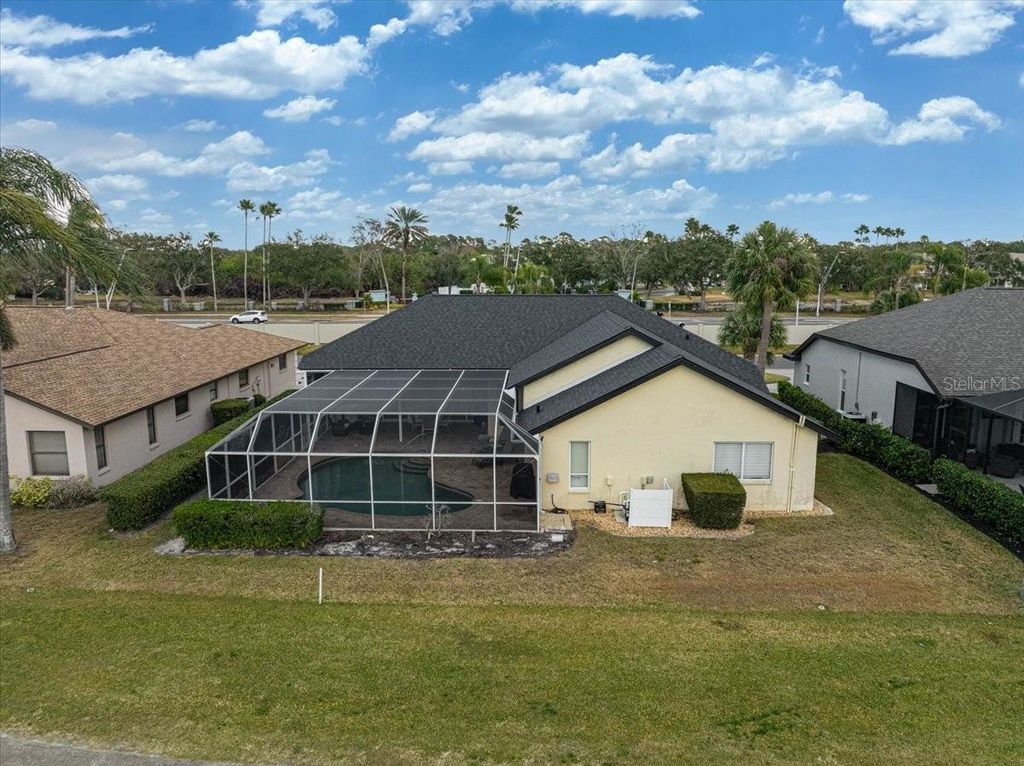 Image 37 of property listing at 5072 KILTY COURT E, Bradenton, FL 34203