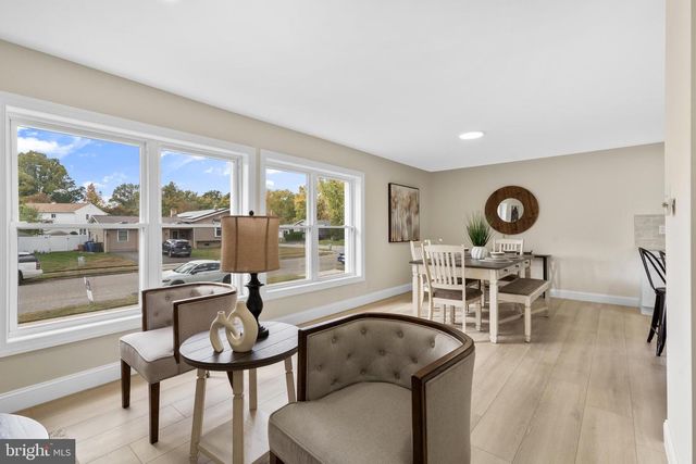 120 CANTERBURY RD, Mount Laurel, NJ 08054