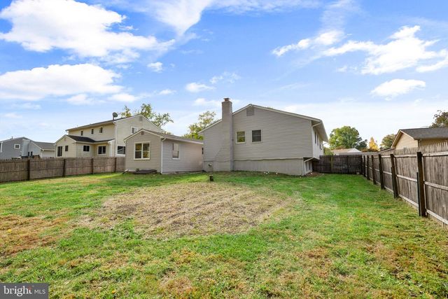 120 CANTERBURY RD, Mount Laurel, NJ 08054