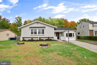 120 CANTERBURY RD, Mount Laurel, NJ 08054