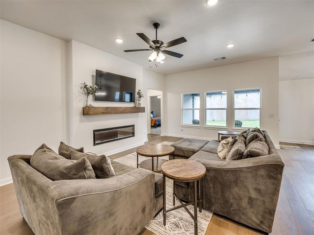 3821 NW 177th Street, Edmond, OK 73012