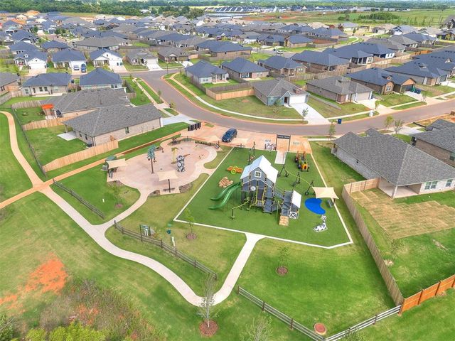3821 NW 177th Street, Edmond, OK 73012