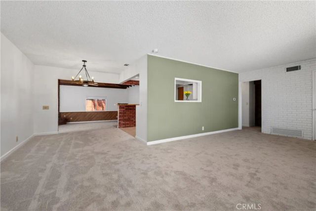 805 S Oakhaven, Anaheim, CA 92804