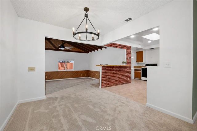 805 S Oakhaven, Anaheim, CA 92804
