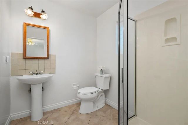 805 S Oakhaven, Anaheim, CA 92804