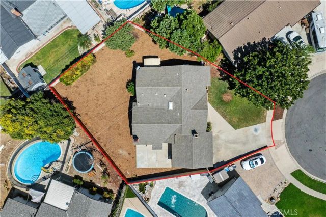 805 S Oakhaven, Anaheim, CA 92804