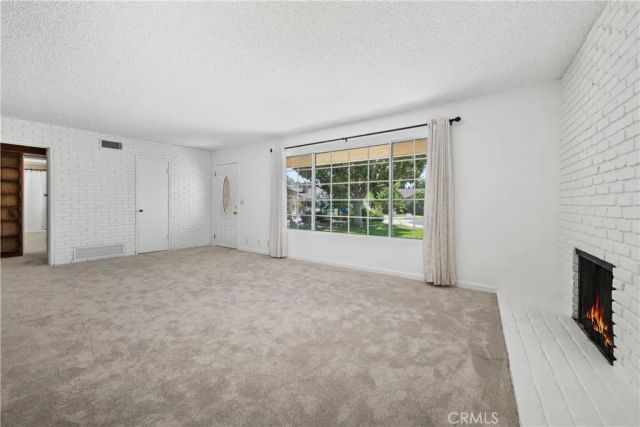 805 S Oakhaven, Anaheim, CA 92804