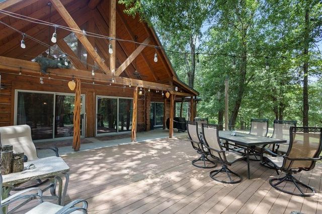 2226 Holly Road, Gilmer, TX 75644