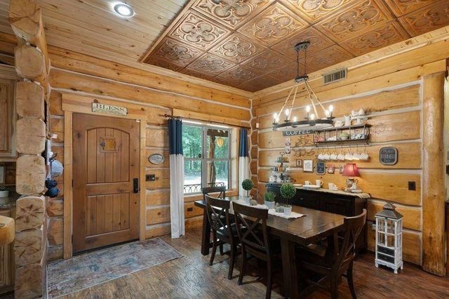 2226 Holly Road, Gilmer, TX 75644