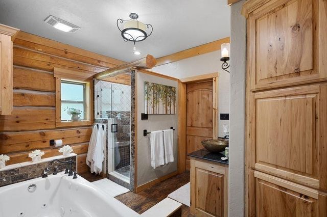 2226 Holly Road, Gilmer, TX 75644