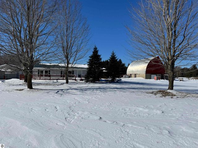 3665 Mill Station Road, Hale, MI 48739