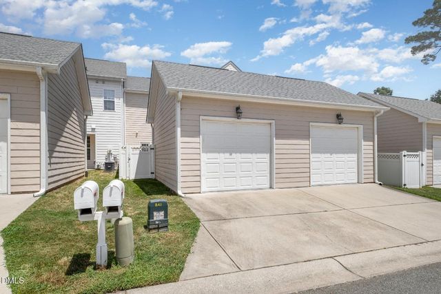 1044 Philpott Drive, Chapel Hill, NC 27517