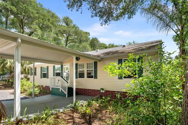 5841 SE 164TH AVENUE, Ocklawaha, FL 32179