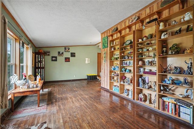 788 State Route 88 NE, Bristolville, OH 44402