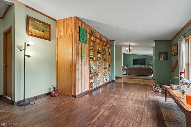 788 State Route 88 NE, Bristolville, OH 44402