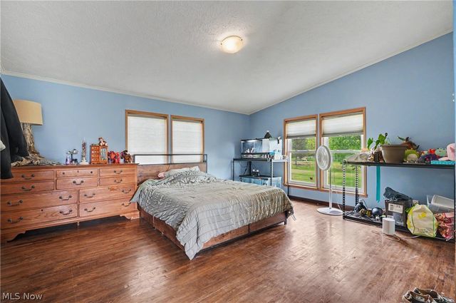 788 State Route 88 NE, Bristolville, OH 44402