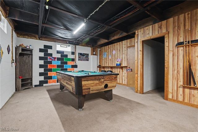 788 State Route 88 NE, Bristolville, OH 44402